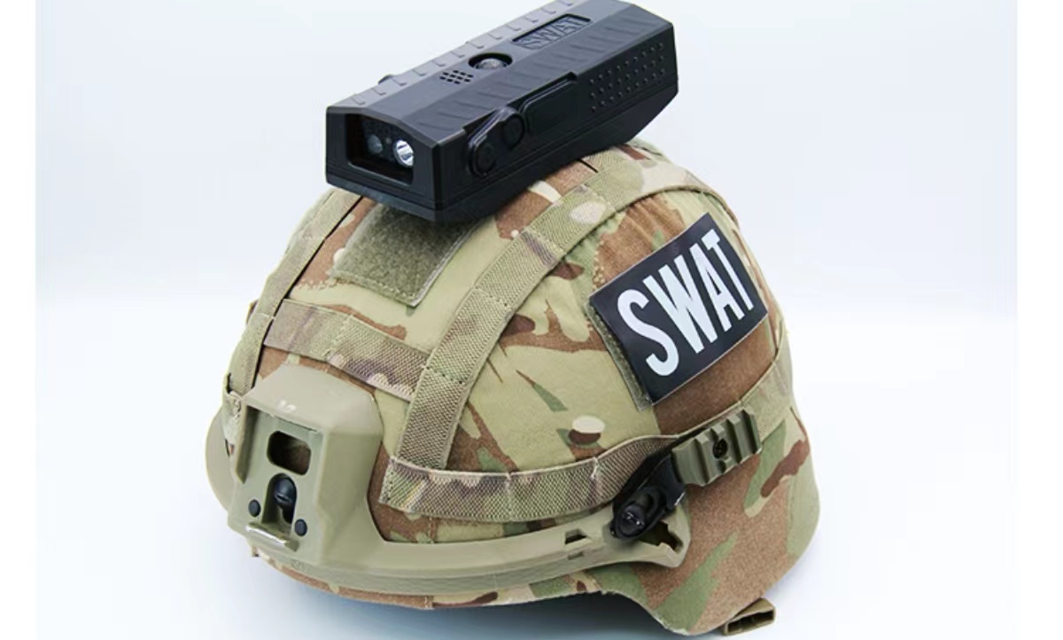 Caméra du casque du SWAT